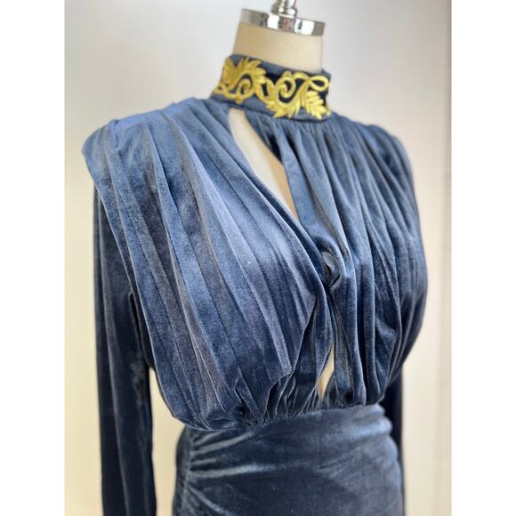 Miss Circle Velvet Mini Dress Blue - Picture 2 of 10